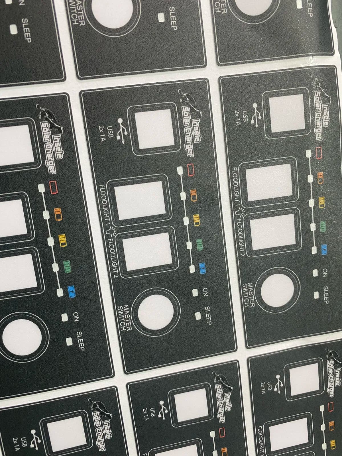 Insele solar charger panel label